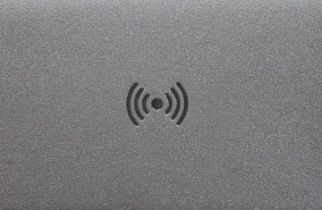 Empowering high efficiency and extended battery life in IoT radio frequency identification systems with professional low-power design and energy-saving strategies.