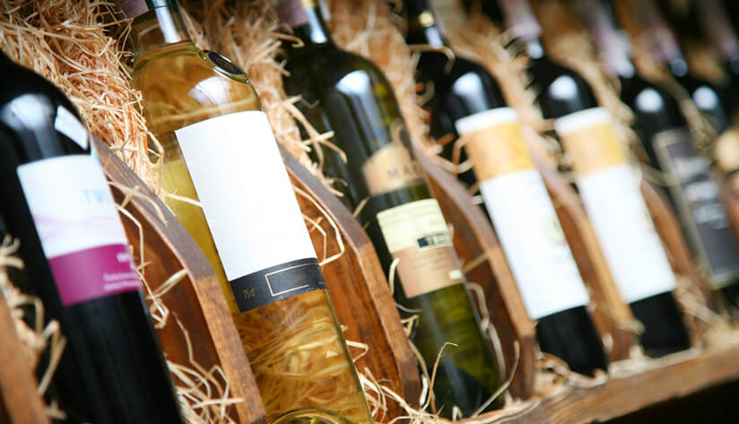 Guide to NFC NTAG 213 TagTamper Wine Bottle Label Wine Bottles Packed in Wooden Crates with Straw