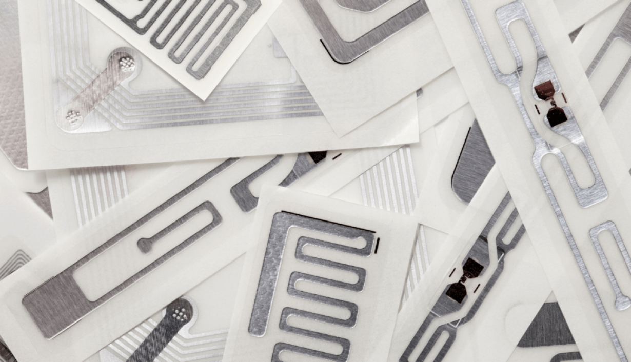 The “Stacked Tag” Challenge In HF RFID Applications: How ISO 18000-3M3 Addresses Dense Multi-Tag Reads