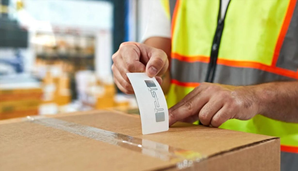The Critical Link: How Chip RFID Tag Adhesive Ensures Reliability in Harsh Environments